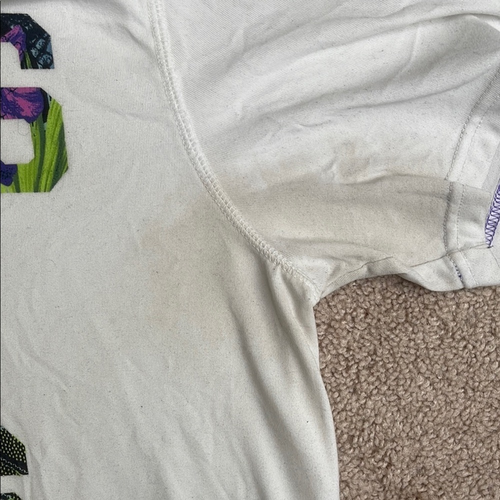 Old Navy White Short Sleeve Tee (Medium Tall) - Picture 4 of 5